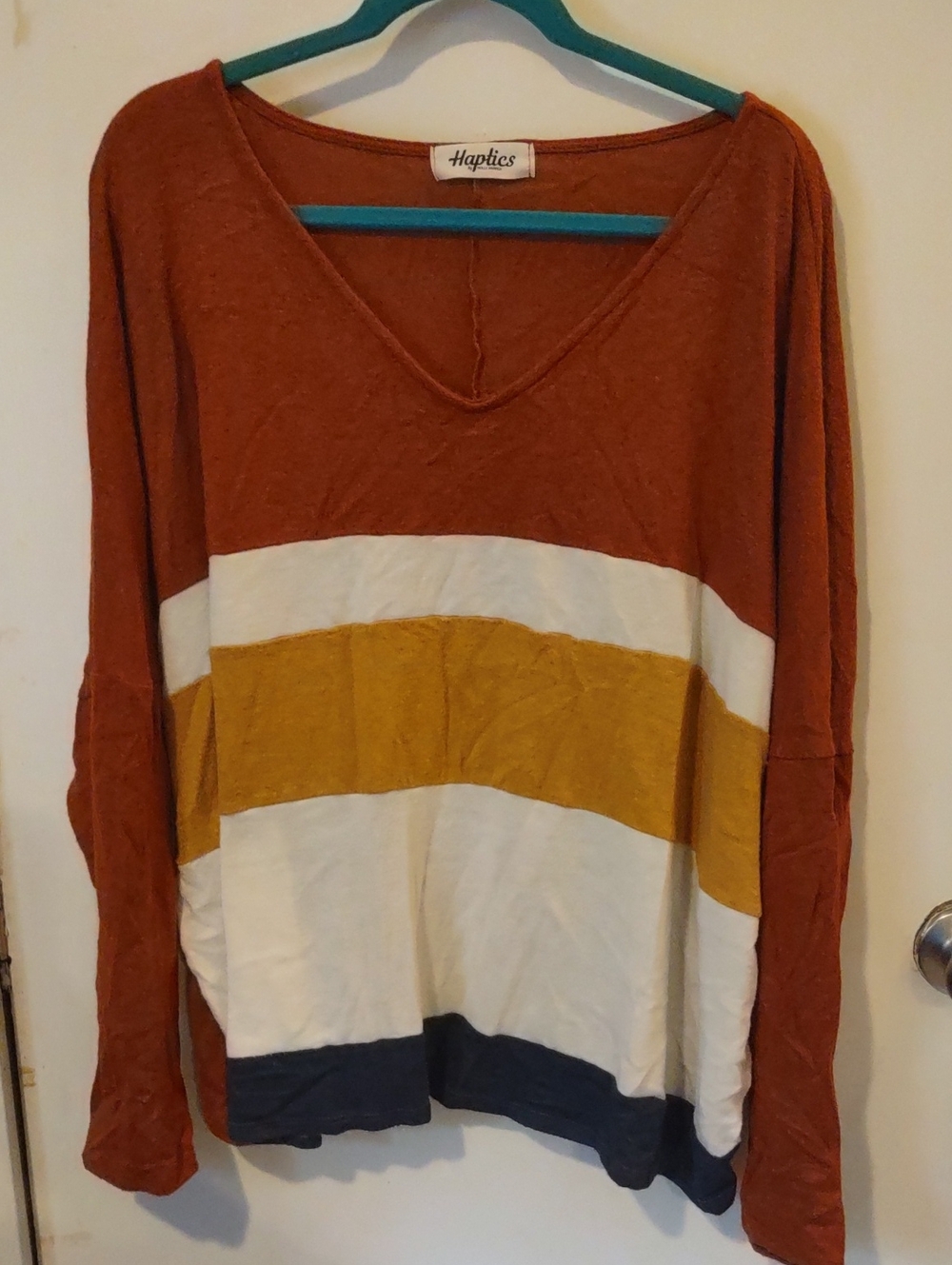 Haptics Women's Rust Colorblock V-Neck Pullover